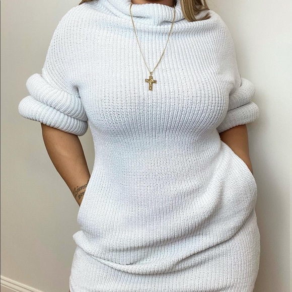 ‼️ Ivory White Rolled Sleeves Mini Sweater Dress - Picture 2 of 4